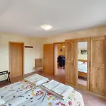 4 Kreuzstrasse Laaschhof Appartement