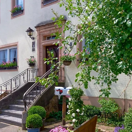 4 Kreuzstraße Laaschhof *