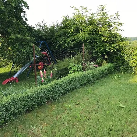 4 Kreuzstrasse Laaschhof