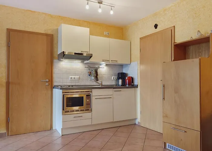 4 Kreuzstrasse Laaschhof